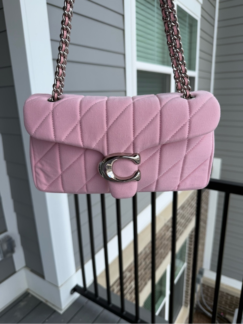 Coach Pink Quilted Shoulder Bag Tabby 26 - Picture 2 of 10